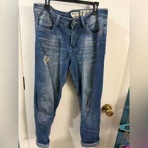 Indigo Rein Size 9 Crop Jeans